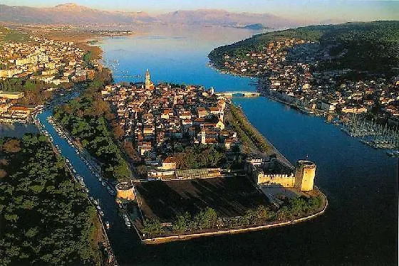 Z&e Apartman *